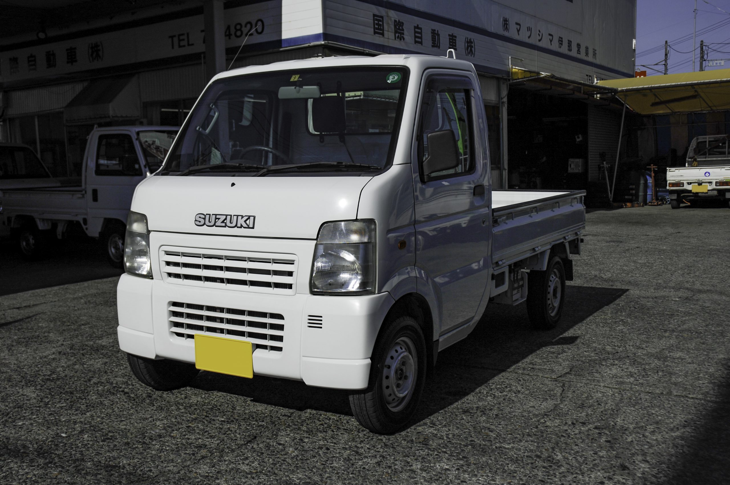 軽トラックの専門店 国際自動車
